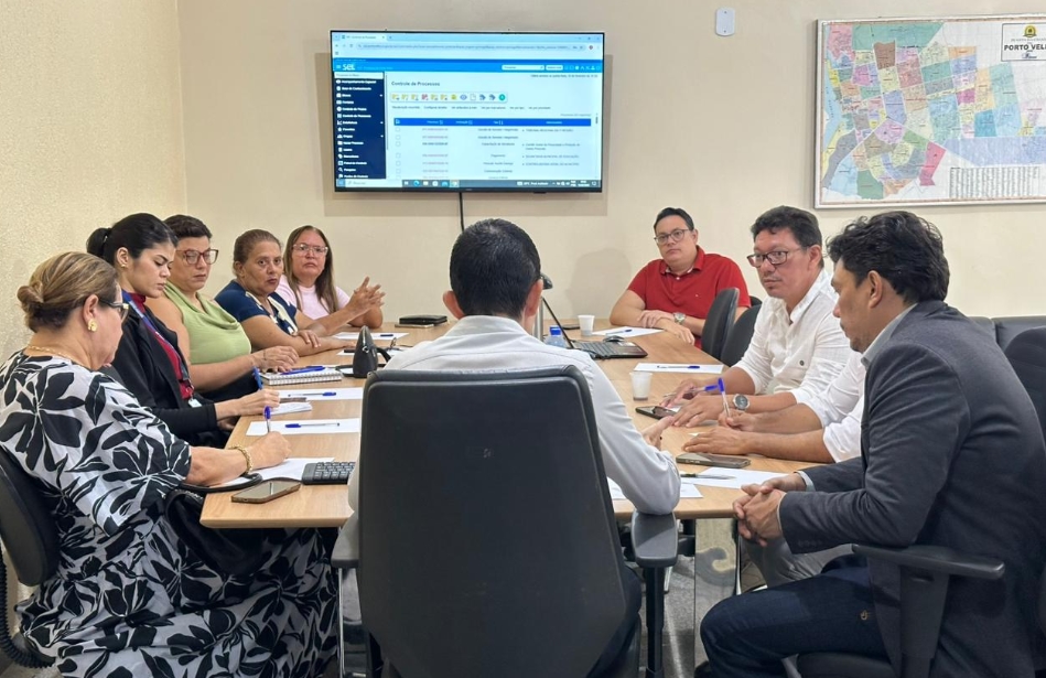 PROPOSTA TÉCNICA: Sindeprof integra comissão de revisão do PCCR de servidores municipais