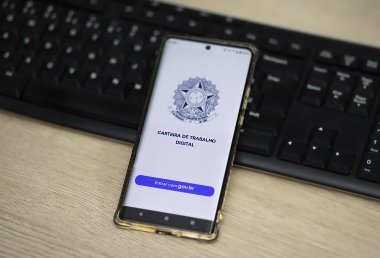 CARTEIRA ASSINADA: Roraima abre mais de 300 novos postos formais de trabalho em maio