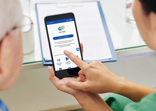 INSS: Aposentados e pensionistas já podem consultar a antecipação do 13º salário