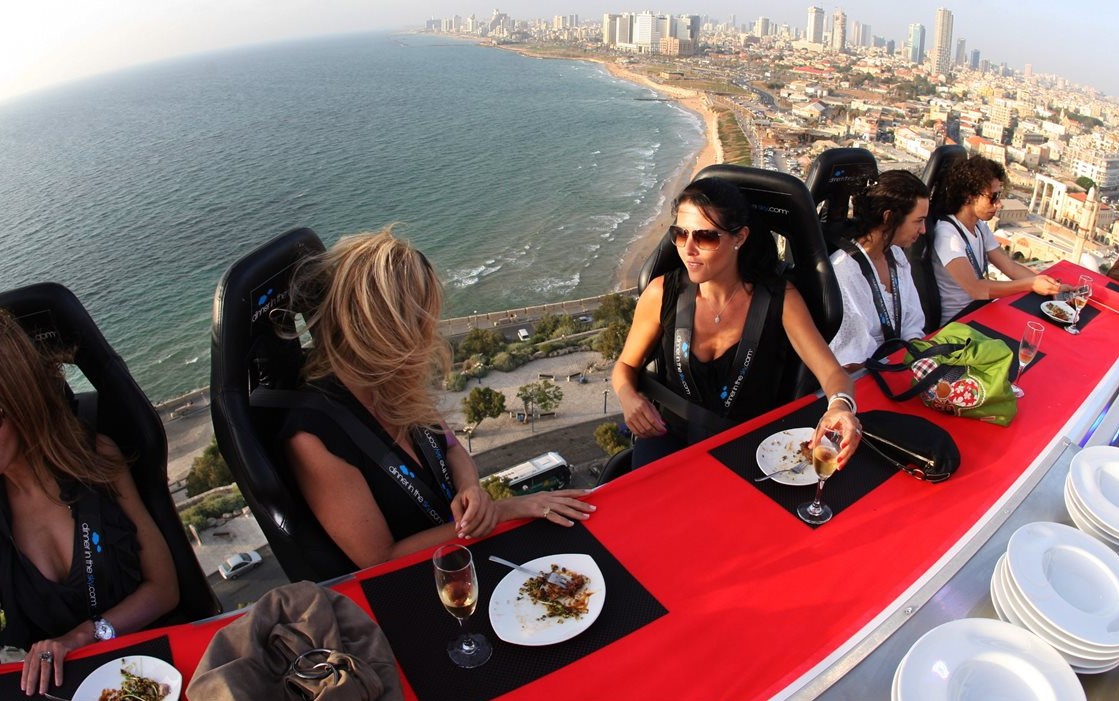 NO TOPO: Jantar na alturas é uma experiência gastronômica para corajosos