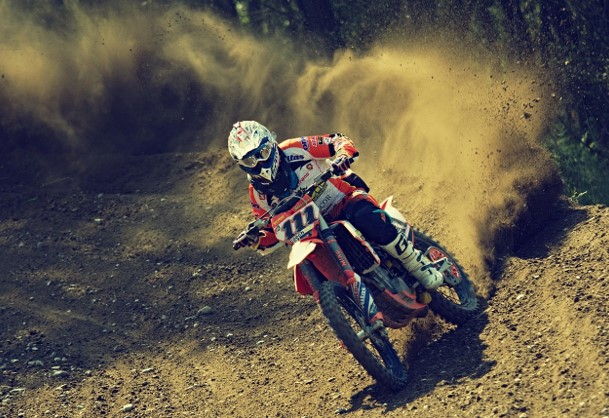 Motores, ritmo forte e a força dos esportes a motor em Rondônia