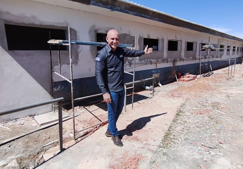 EZEQUIEL NEIVA: Obra de ampliação da UTI em Vilhena avança com recursos do deputado