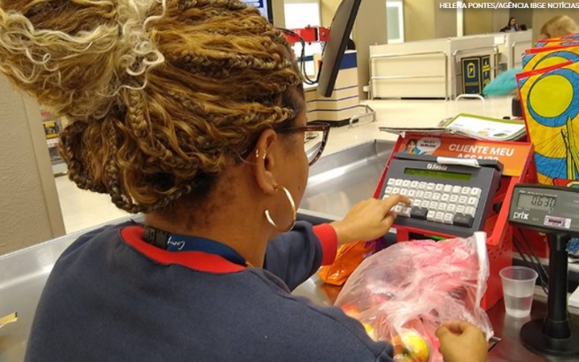 1º TRIMESTRE: Emprego com carteira cresce e rendimento dos trabalhadores bate recorde