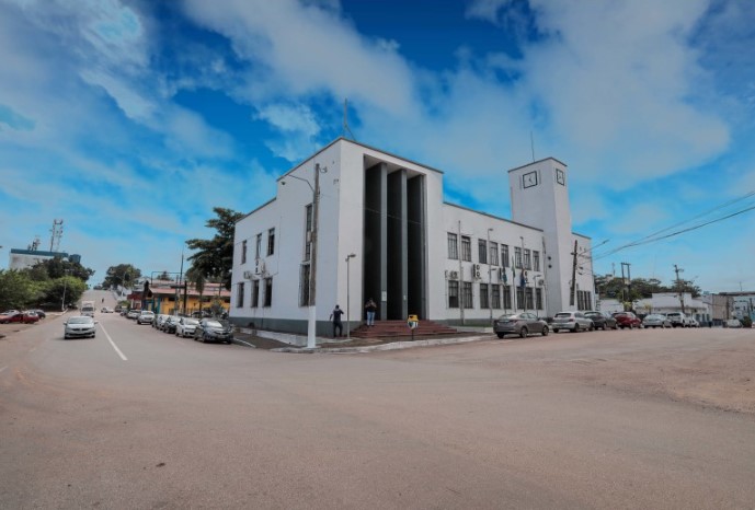 PLANEJAMENTO: Prefeitura cria GT para realização do maior concurso público da capital