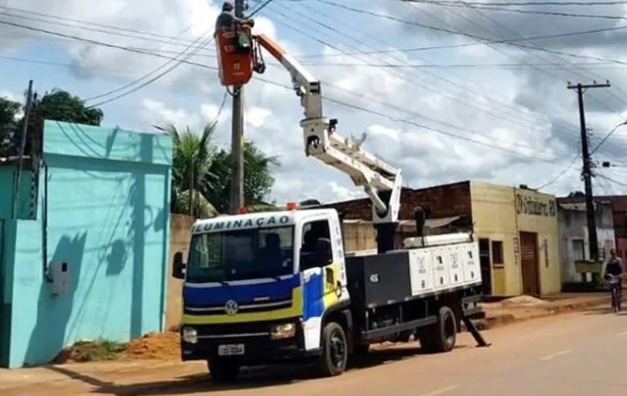 MÁRCIO PACELE: Emdur realiza manutenção na iluminação do bairro Socialista a pedido de vereador
