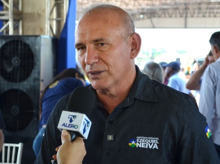 EZEQUIEL NEIVA: Projeto de deputado, CNH Social avança como política de inclusão em RO
