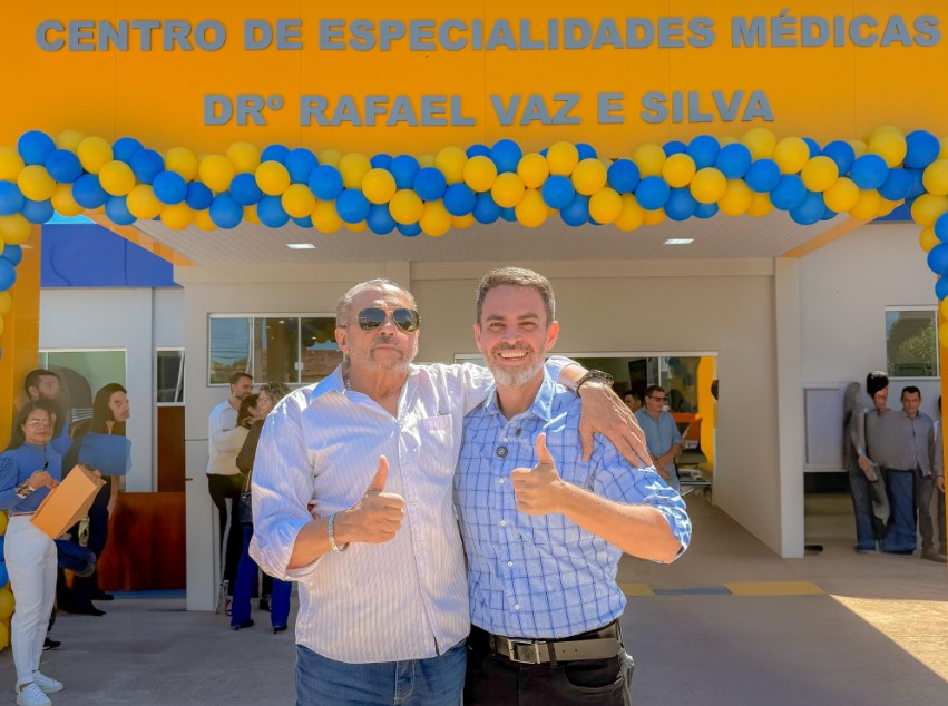 MACÁRIO BARROS: Centro de Especialidades Médicas é inaugurado com presença do vereador