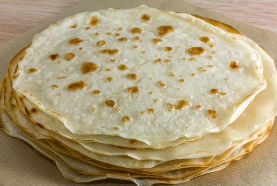 TORTILLAS CASEIRAS: A receita de frigideira com 4 ingredientes que fica pronta em segundos