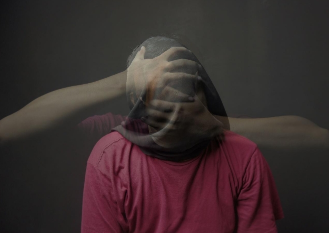 SAÚDE MENTAL: Esquizofrenia ainda afeta milhões de brasileiros e exige atenção à saúde mental