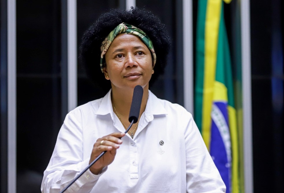 SAÚDE: Projeto de Sílvia Cristina que protege bebês prematuros é aprovado