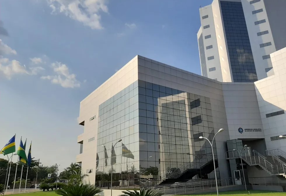 300 VAGAS: Concurso da ALE RO deve acontecer ainda em 2024