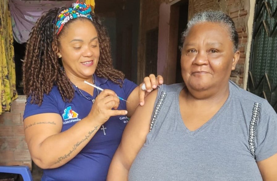 AÇÃO: Prefeitura realiza vacinação itinerante para diabéticos