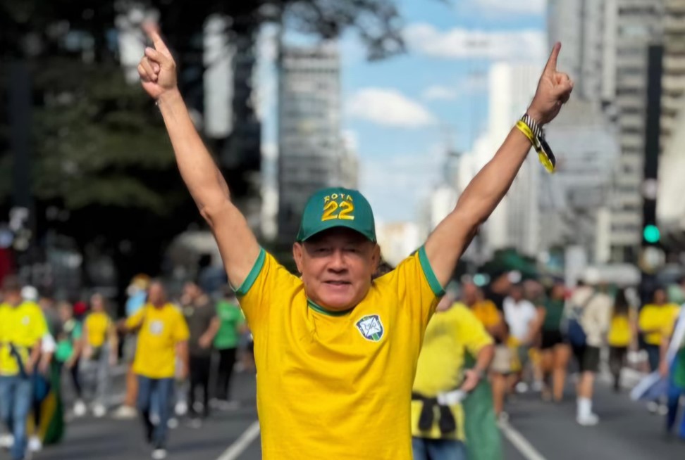 CHRISÓSTOMO: Deputado participou de Ato na Avenida Paulista no último domingo (29)