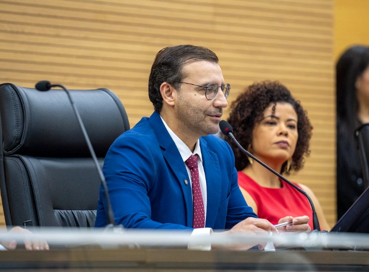 RIBEIRO DO SINPOL: Deputado concede Votos de Louvor a Procuradores Autárquicos do Estado de RO