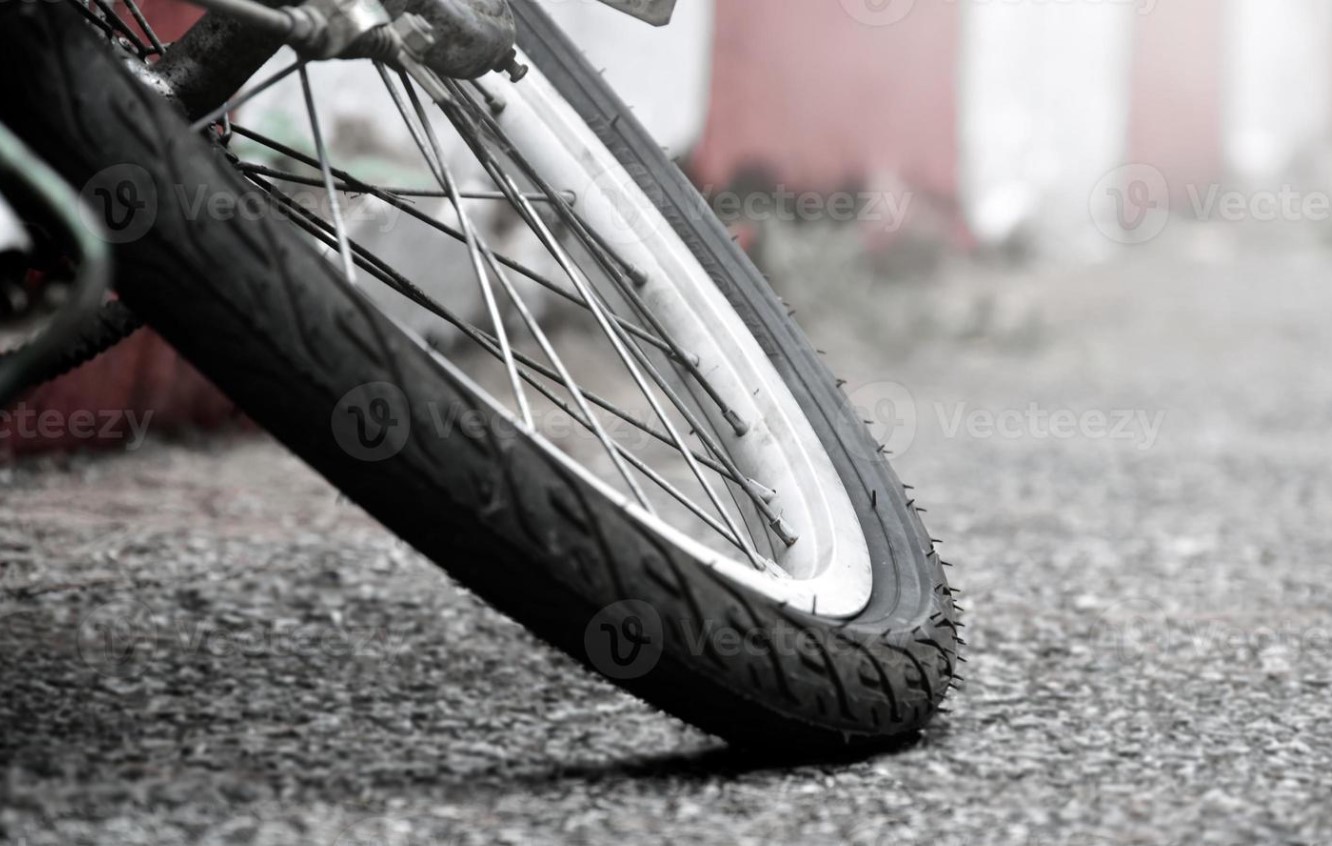 BENS RECUPERADOS: PM prende dupla após roubarem celular e bicicleta de vítima