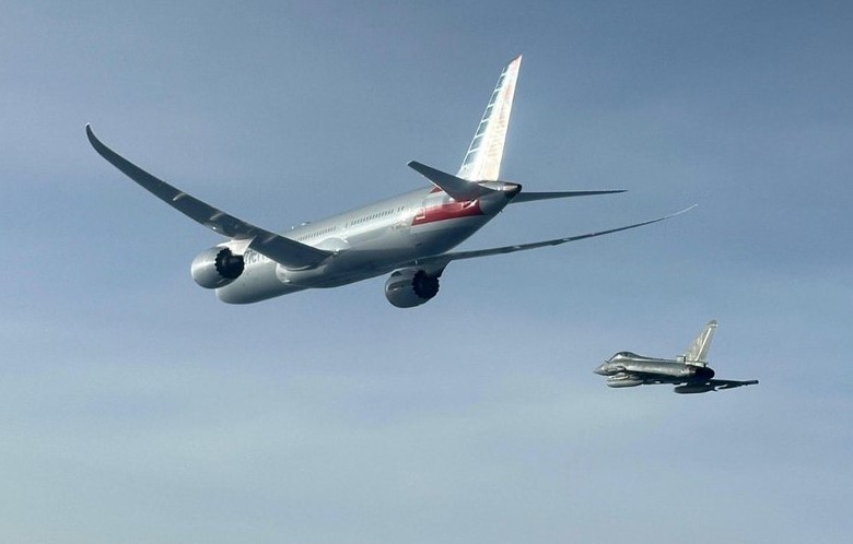 VÍDEO: Ameaça de bomba força pouso emergencial de avião americano