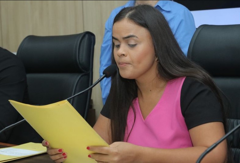 TAISSA SOUSA: Deputada indica manutenção da linha que liga BR-364 a União Bandeirantes