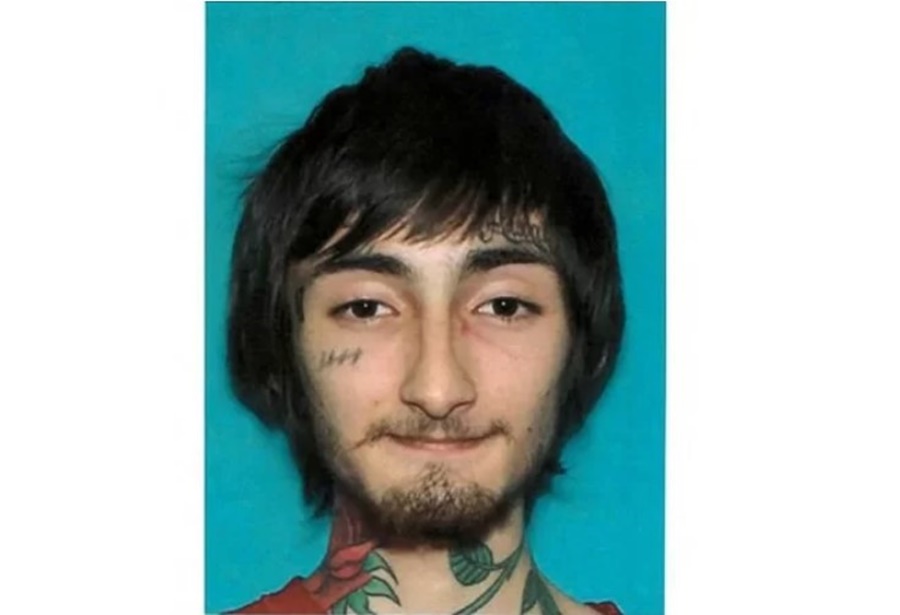 ESTADOS UNIDOS: Suspeito de ataque a tiros em desfile de 4 de Julho é detido