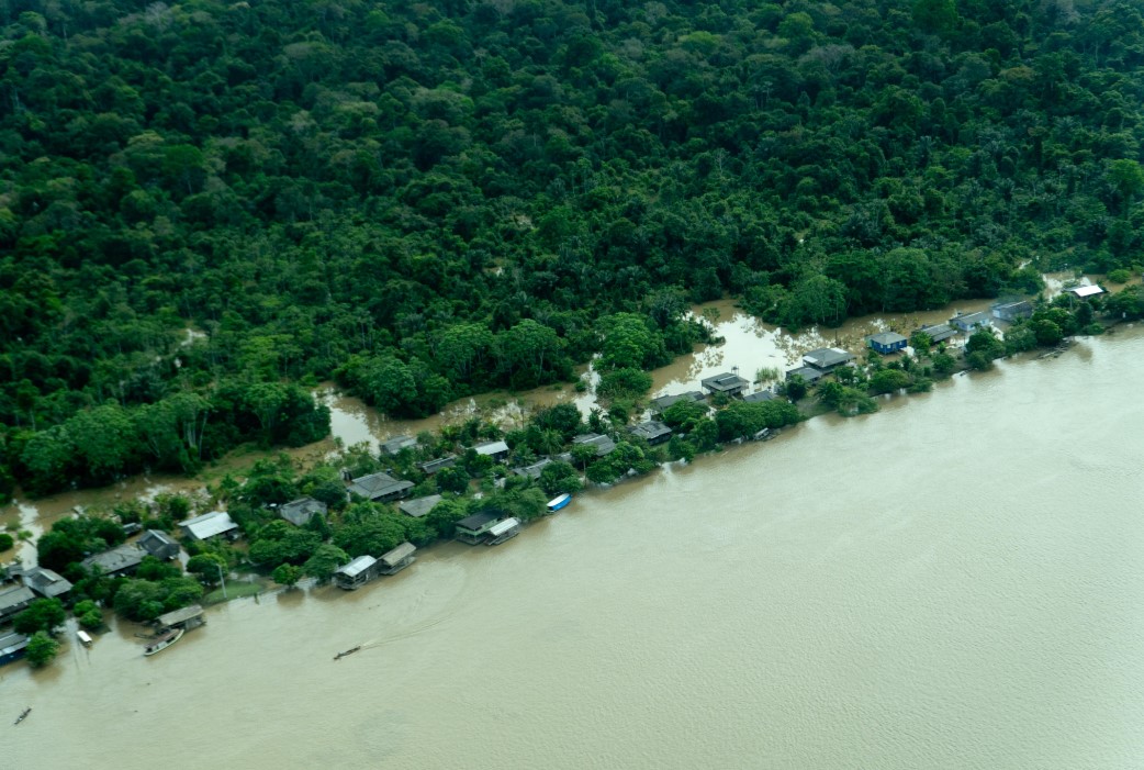 ESFORÇOS: Governador destaca ações imediatas para regiões atingidas pelas enchentes