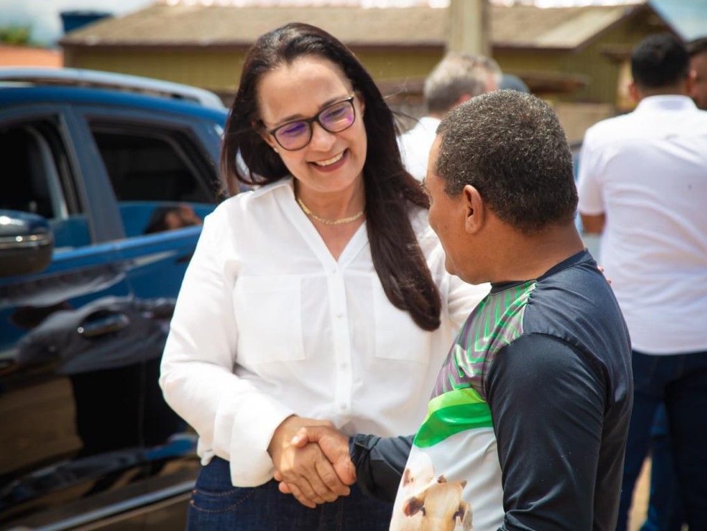 ROSANGELA DONADON: Deputada garante R$ 600 mil e leva raio-X digital para a UPA de Vilhena