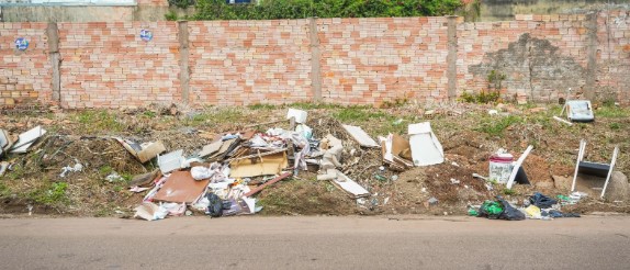 CIDADE LIMPA: Descarte irregular de lixo pode ser denunciado pela população no app PVH+