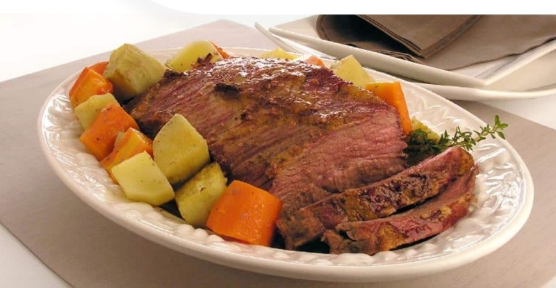 RECEITA: Aprenda a fazer uma saborosa carne assada no forno 