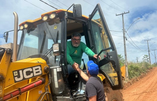 DR. GILBER: Vereador acompanha avanço das obras no Rancho Maritana