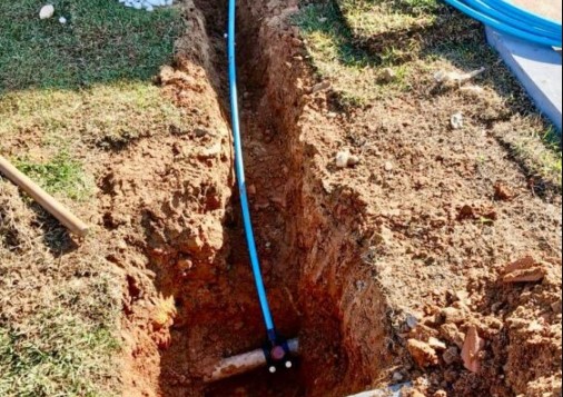 JI-PARANÁ: Mutirão de novas ligações de água beneficia mais de 200 famílias