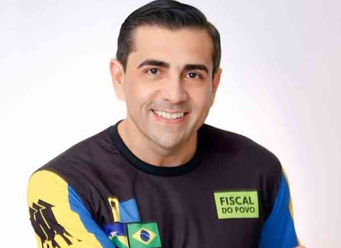 DR. BRENO MENDES: Vereador protocola dois novos Projetos para enfrentar crise da coleta de lixo