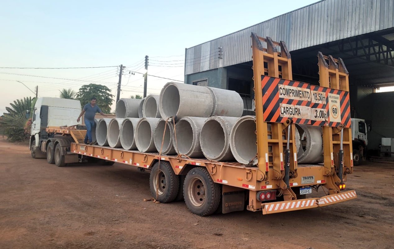 MÁRCIO PACELE: Vereador viabiliza entrega de manilhas para melhoria de ramal em Extrema