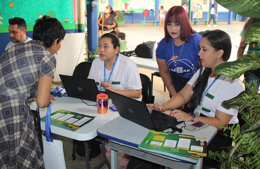 CIDADANIA: Caravana Pra Elas chega aos moradores da zona leste de Porto Velho