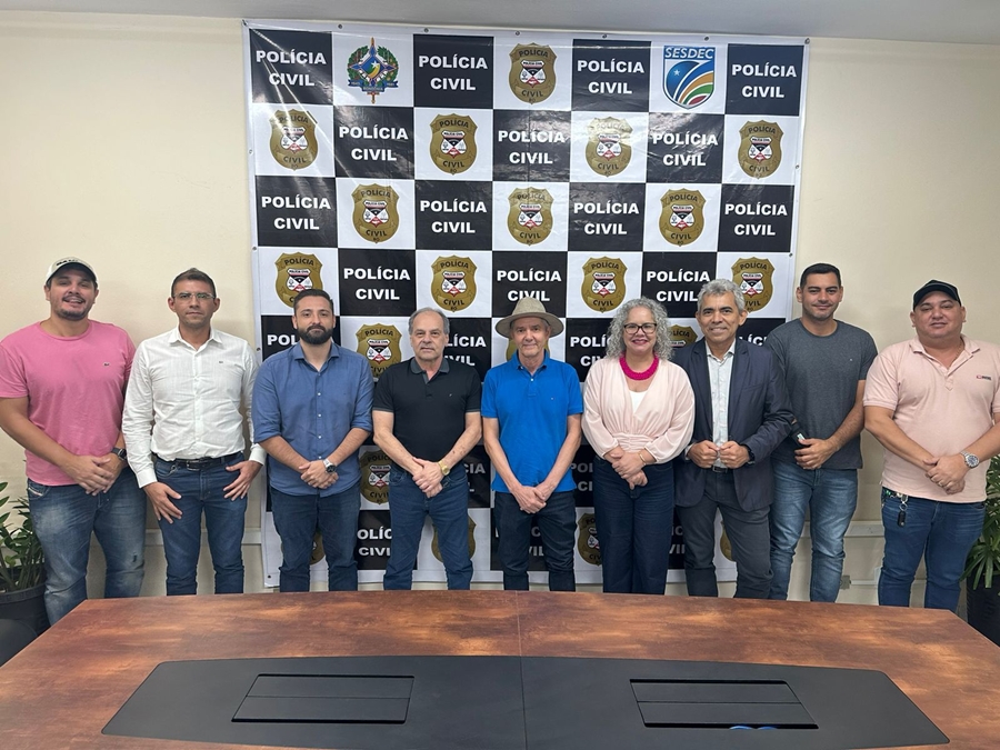 JAIME BAGATTOLI: Senador anuncia investimento de R$ 500 mil à área de Inteligência da  Polícia Civil de RO