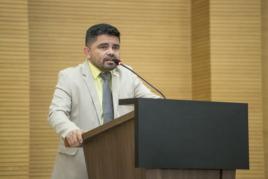 MILITARES: Deputado Jesuíno convida Bombeiros para audiência sobre serviço temporário