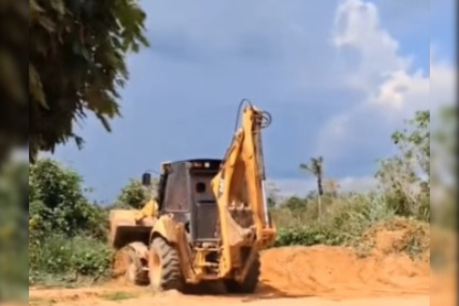 GUAJARÁ-MIRIM: Moradores pagam por serviço que deveria ser da prefeitura 