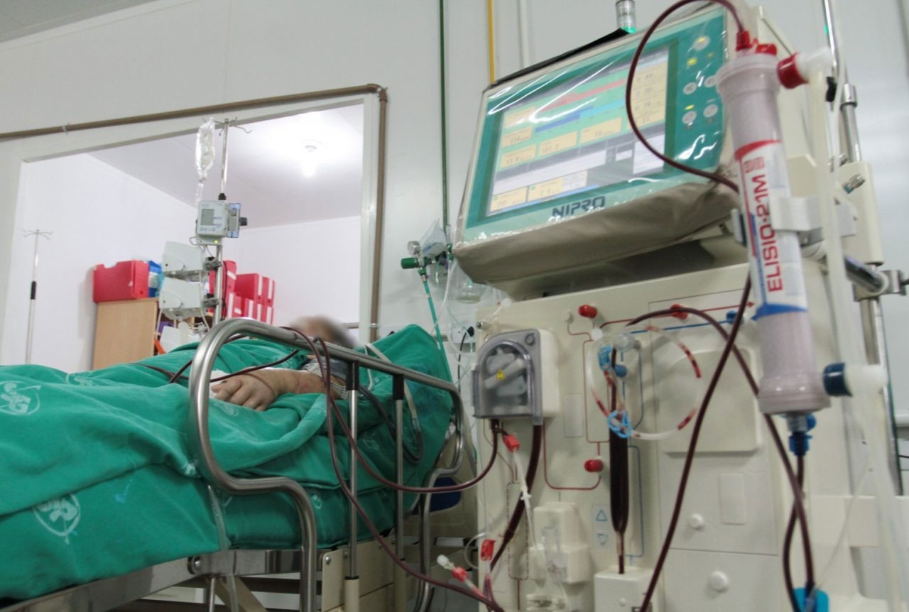 COVID-19: Mulher de PM está na UTI e ele acusa prefeitura por falta de tratamento adequado