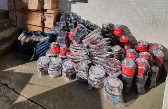 ROUBO: Comerciante é rendido em casa e bandidos fogem levando carro e panelas