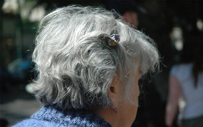 MAIS UMA: Idosa tem todo o dinheiro roubado após saque em agência bancária