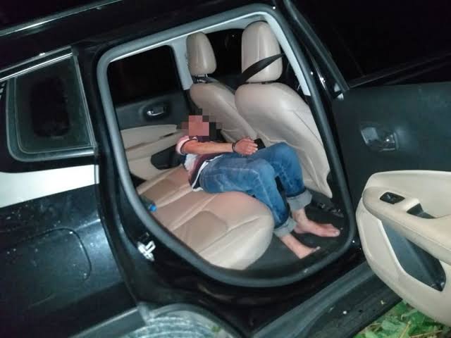 REFÉM: Bandidos sequestram homem durante roubo de automóvel
