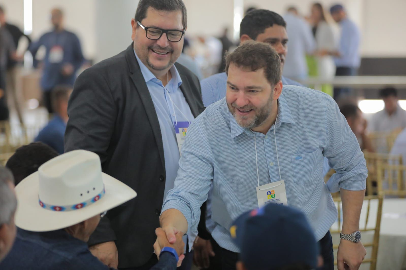 AÇÕES: Alex Redano prestigia o 2º Fórum de Prefeitos e Vereadores na capital