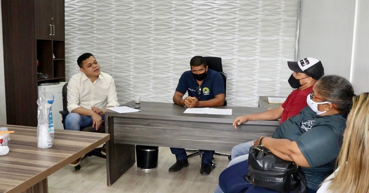 DEMANDAS: Vereador Isaque Machado tem reunião com motoristas de ônibus escolares