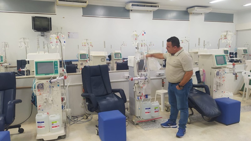 PERIGO: Vereador Paulo Henrique constata precariedade na Hemodiálise em Cacoal