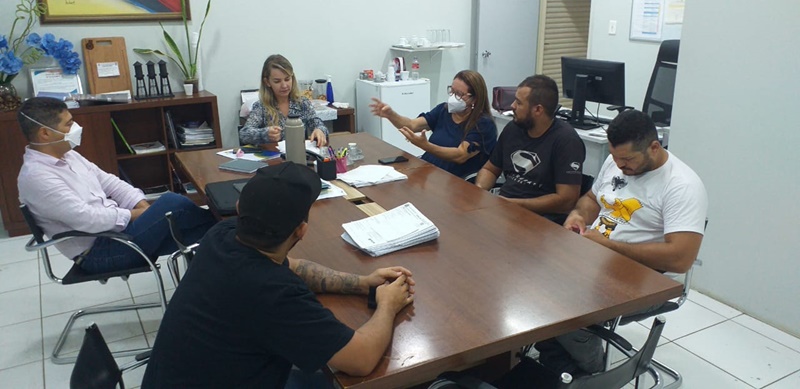 ELLIS REGINA: Vereadora anuncia conclusão do processo para obras de calçamento dos distritos ribeirinhos