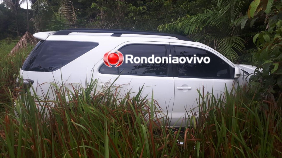 NO MATO: Caminhonete roubada em residência é encontrada pela Polícia Militar