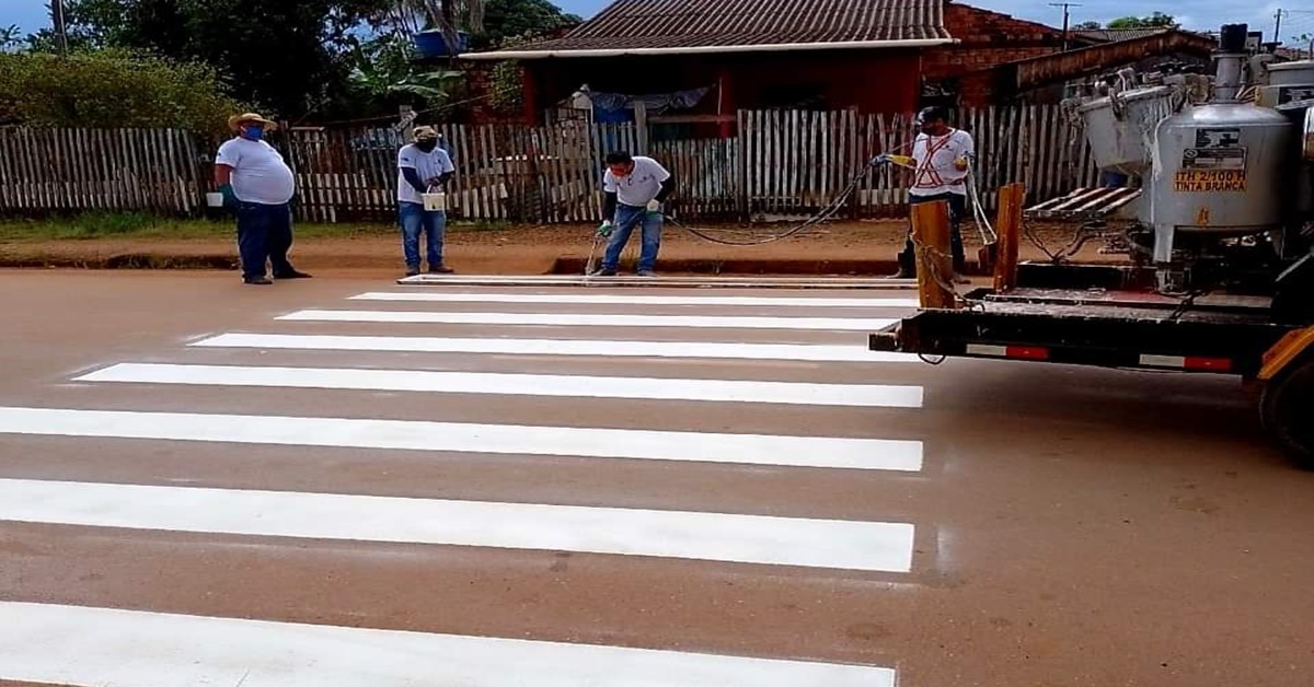 TRÂNSITO: Prefeitura atende pedido de Júnior Queiroz 