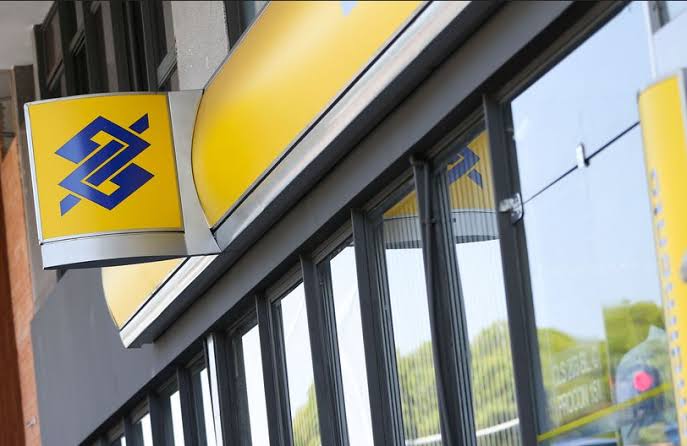 SAIDINHA DE BANCO: Cliente saca dinheiro no Banco do Brasil e é vítima de assaltantes