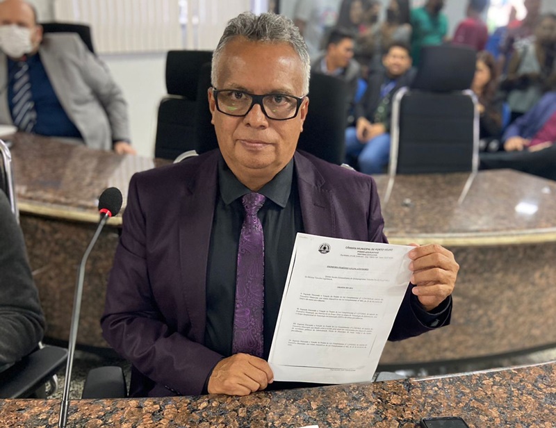 REAJUSTE: Valtinho Canuto vota a favor do reajuste salarial dos servidores municipais 