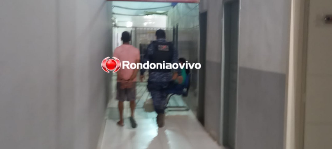 RECEPTAÇÃO: Homem é preso com moto roubada após denúncia de consumo de drogas