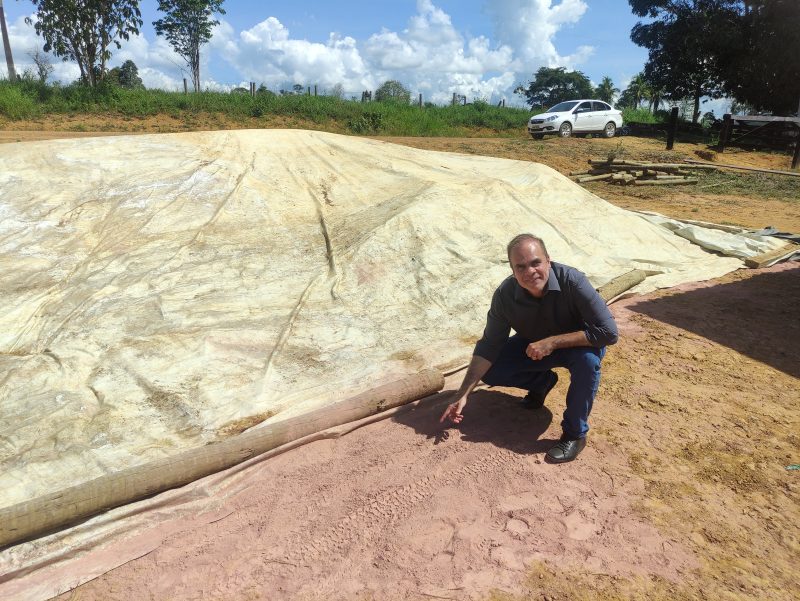 AGRICULTURA: Dep. Alan Queiroz entrega 595 ton de cálcario aos agricultores de Vale do Anari