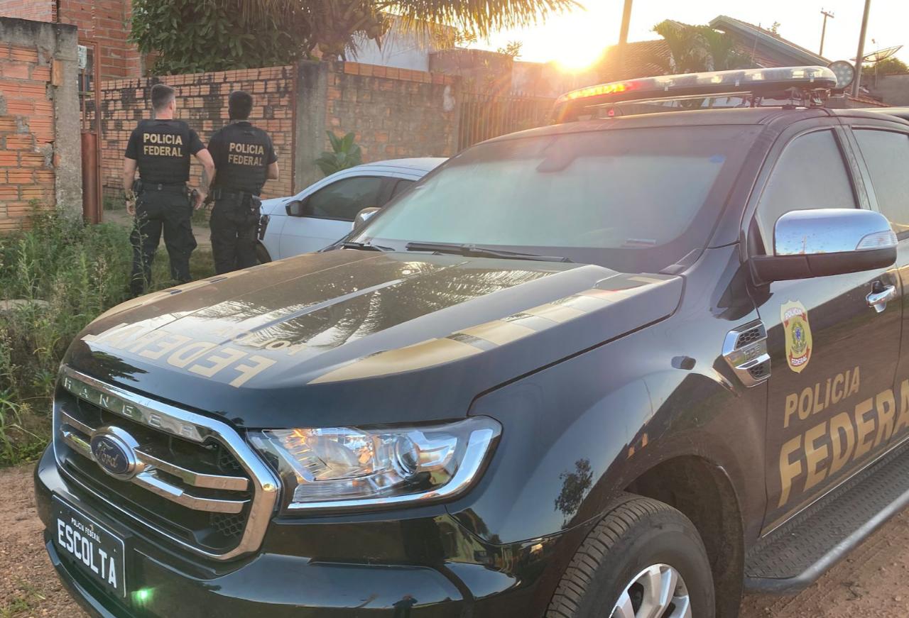 GÁUDIO: PF realiza operação em combate ao tráfico e comércio ilegal de armas