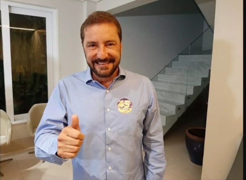 CONFUSÃO: ‘Prefeitura preferiu beneficiar 200 comissionados no lugar de 4 mil servidores’, diz vereadora